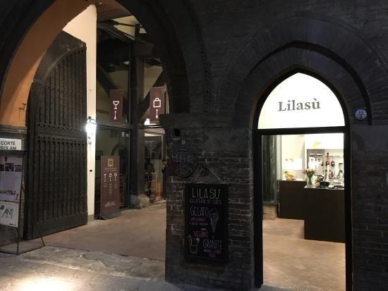 Lilasu Gelateria Di Corte